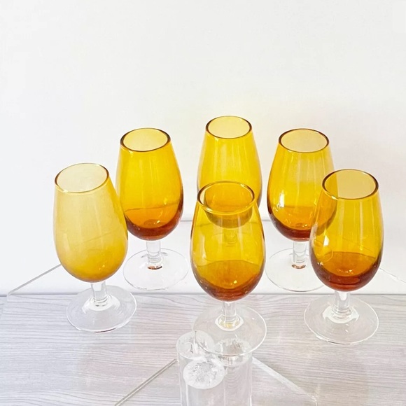 Vintage Set of 6 Cordial Liqueurs Glasses Amber - Picture 4 of 7